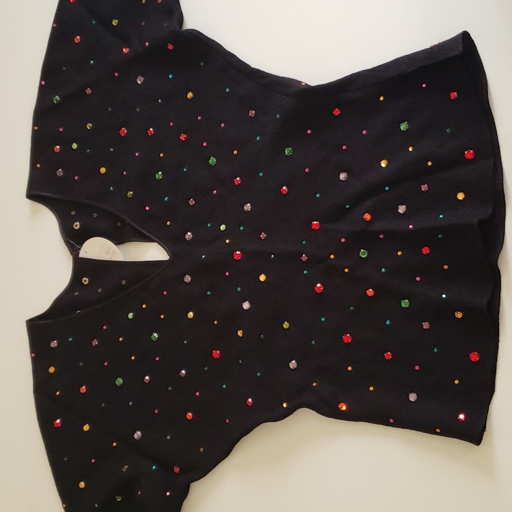 Vintage bedazzled 3/4 sleeve top. Black, size S